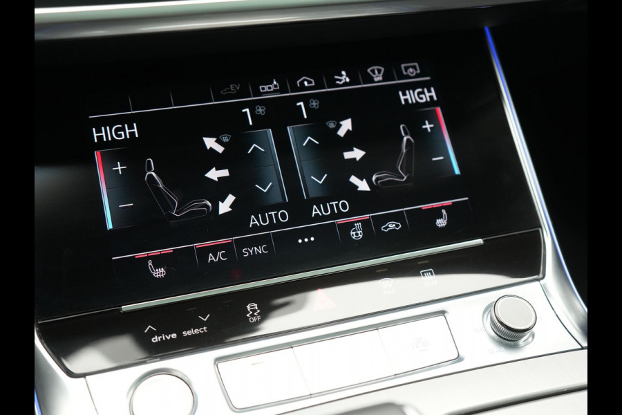 Audi A7 Sportback 50 TFSI e Quattro 2x S Line PHEV 299pk | Trekhaak Af Fabriek | Panodak | Head Up | Adaptive Cruise | Bang & Olufsen | 360 Camera | Alcantara Sportstoelen Memory & Verwarmd | Matrix LED | Stuur Verwarmd | Sfeerverlichting | Keyless | Plug In Hybrid |