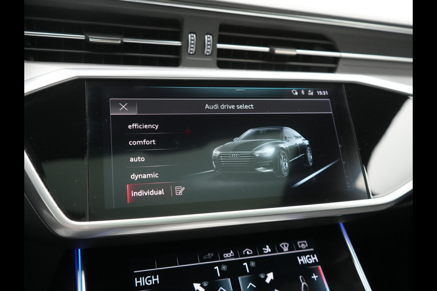 Audi A7 Sportback 50 TFSI e Quattro 2x S Line PHEV 299pk | Trekhaak Af Fabriek | Panodak | Head Up | Adaptive Cruise | Bang & Olufsen | 360 Camera | Alcantara Sportstoelen Memory & Verwarmd | Matrix LED | Stuur Verwarmd | Sfeerverlichting | Keyless | Plug In Hybrid |