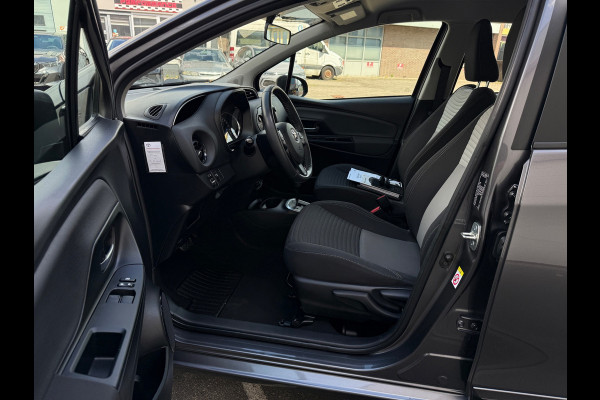 Toyota Yaris 1.5 HYBRID Design Sport 2018 AUTOMAAT CAM NAVI HISTORIE NAP