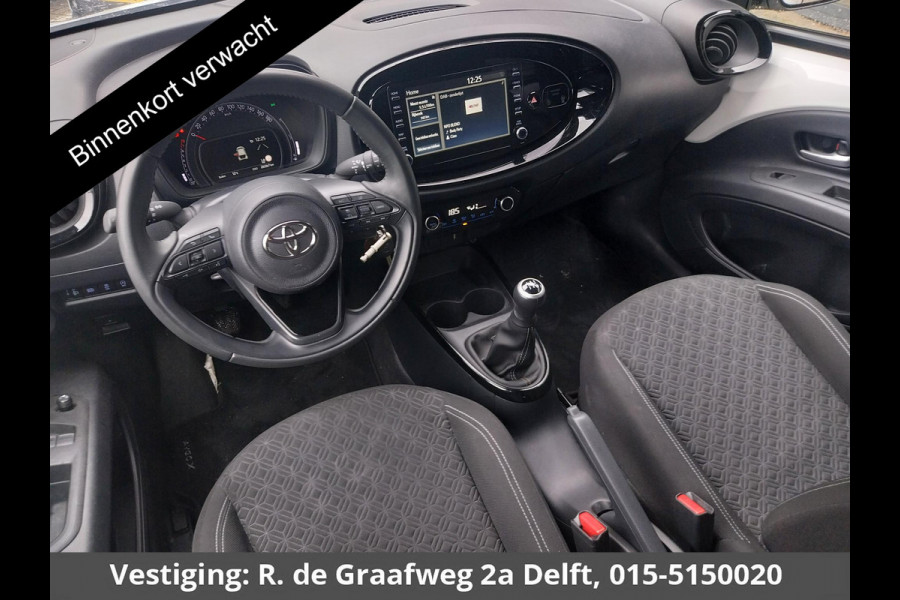 Toyota Aygo X 1.0 VVT-i MT Pulse Bi-Tone | Apple Carplay & AndroidAUTO | Climate Control | Lichtmetalen velgen |