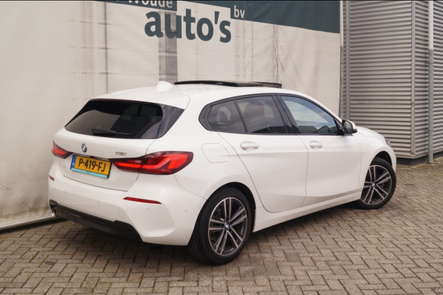 BMW 1-serie 118i Sportline Business Edition -PANO-ECC-CAM-PDC-