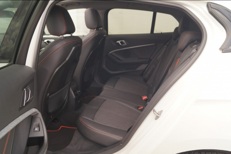 BMW 1-serie 118i Sportline Business Edition -PANO-ECC-CAM-PDC-