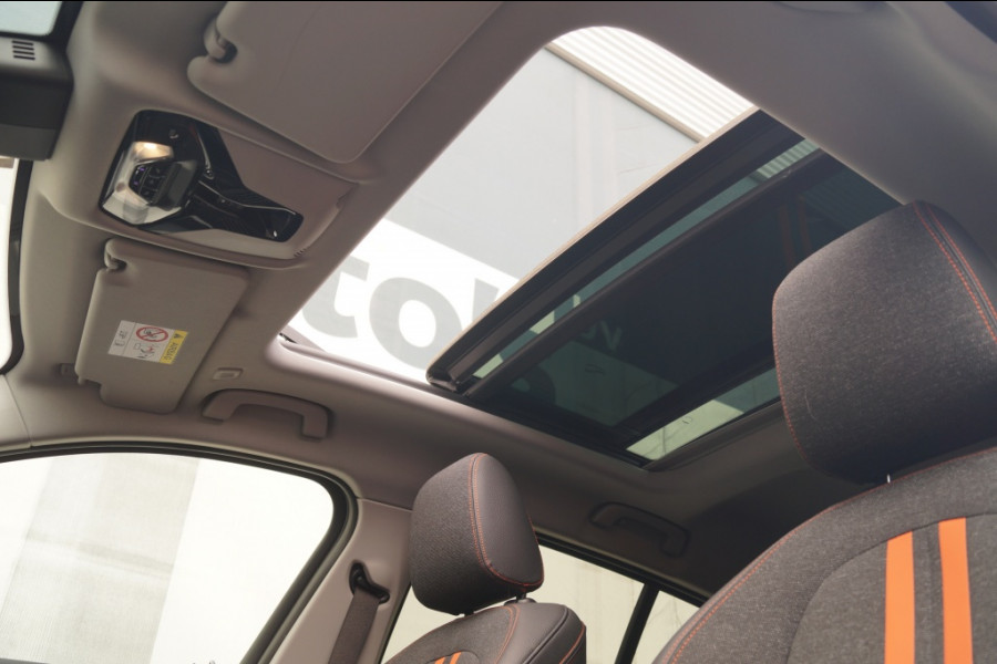 BMW 1-serie 118i Sportline Business Edition -PANO-ECC-CAM-PDC-