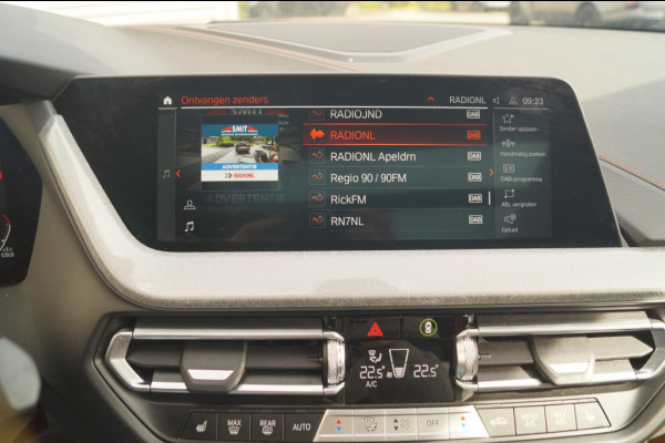 BMW 1-serie 118i Sportline Business Edition -PANO-ECC-CAM-PDC-
