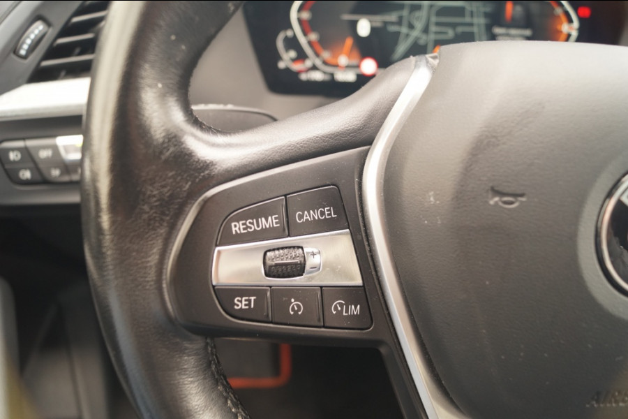 BMW 1-serie 118i Sportline Business Edition -PANO-ECC-CAM-PDC-