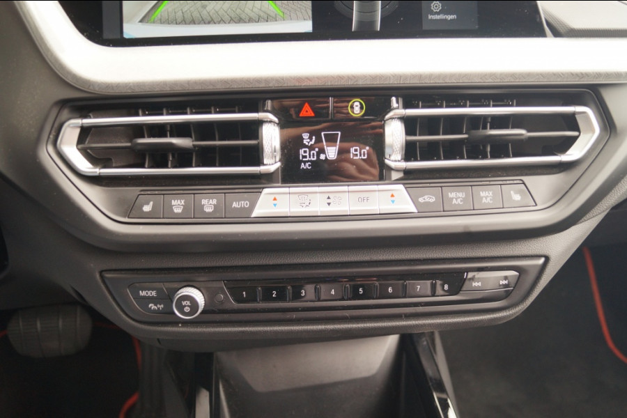 BMW 1-serie 118i Sportline Business Edition -PANO-ECC-CAM-PDC-
