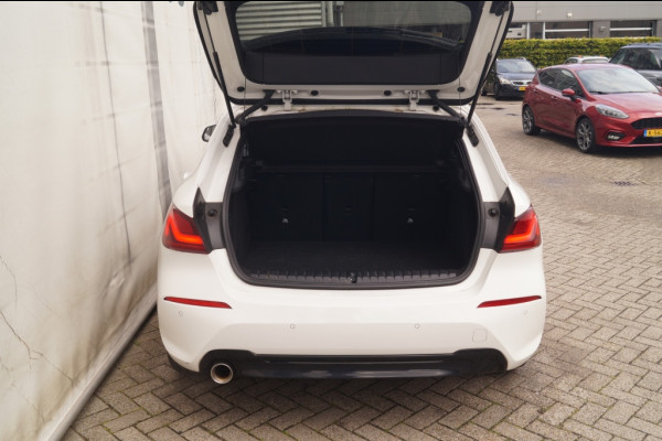 BMW 1-serie 118i Sportline Business Edition -PANO-ECC-CAM-PDC-