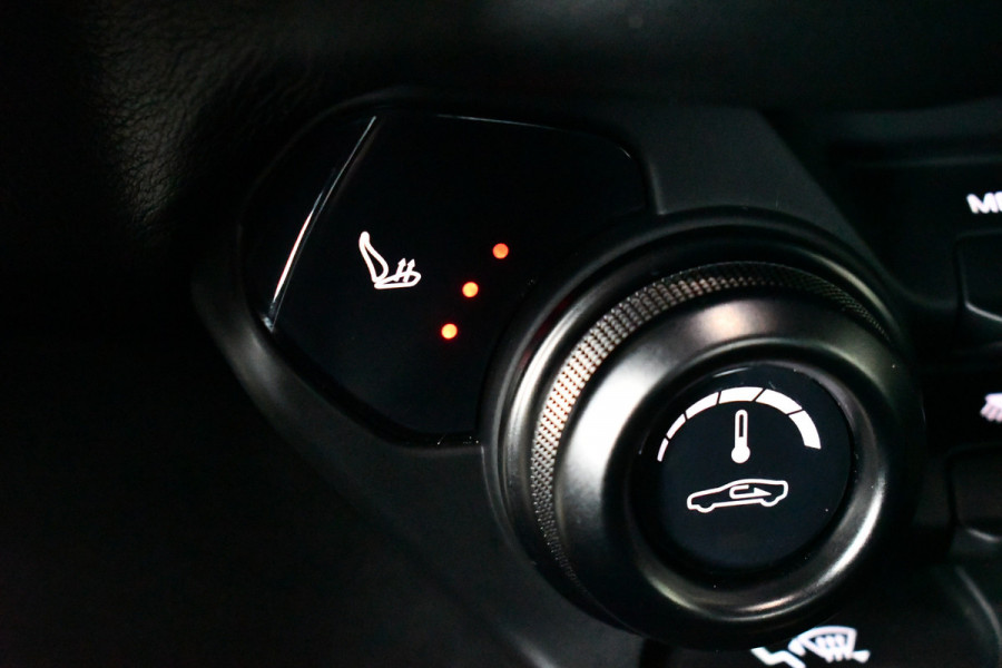 Aston Martin Vantage 4.0 V8 Carbon-ext | Ceramic-brakes | 26dkm