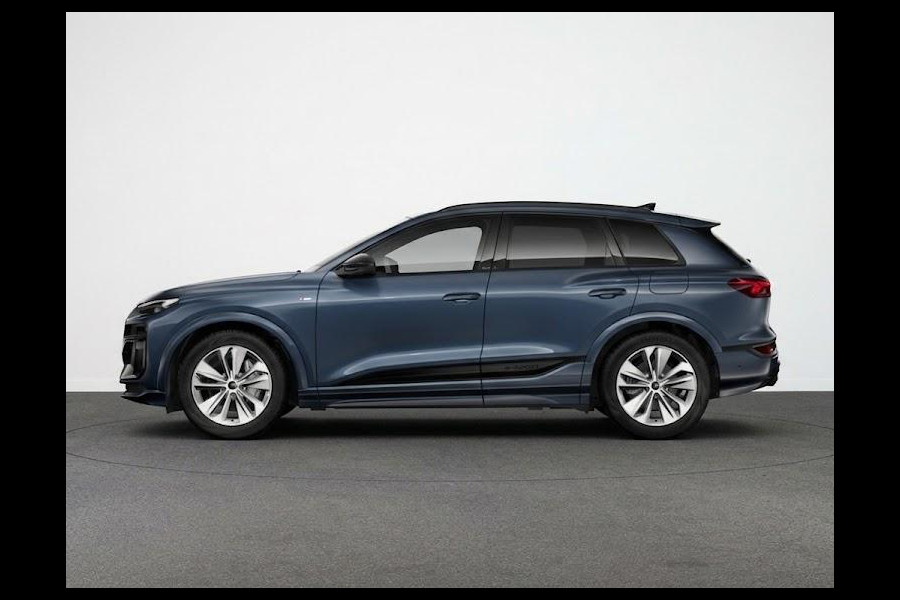 Audi Q6 e-tron S edition 83Kwh 252 pk SUV | Tech pakket plus | Glazen panoramadak | Trekhaak | Privacy glas |