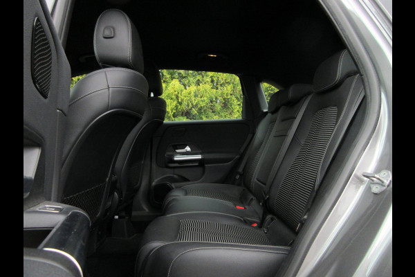 Mercedes-Benz B-Klasse 180 Launch Premium Automaat*Org. NL*