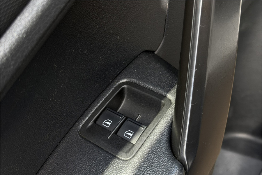 Volkswagen Caddy 1.2 TSI L1H1 140PK | Leder | Camera | Carplay