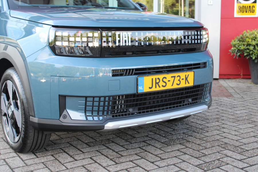 Fiat Grande Panda 1.2 110PK Hybrid LA PRIMA | WINTERPACK: STOEL/STUUR/VOORRUIT VERWARMING | DRAADLOZE APPLE CARPLAY/ANDROID AUTO | NAVIGATIE | ACHTERUITRIJCAMERA | PARKEERSENSOREN VOOR + ACHTER | DRAADLOZE TELEFOONLADER | LED KOPLAMPEN | CLIMATE CONTROL | 17" LICHTMETALEN VELGEN | PRIVACY GLASS | ACHTERSPOILER | CRUISE CONTROL |