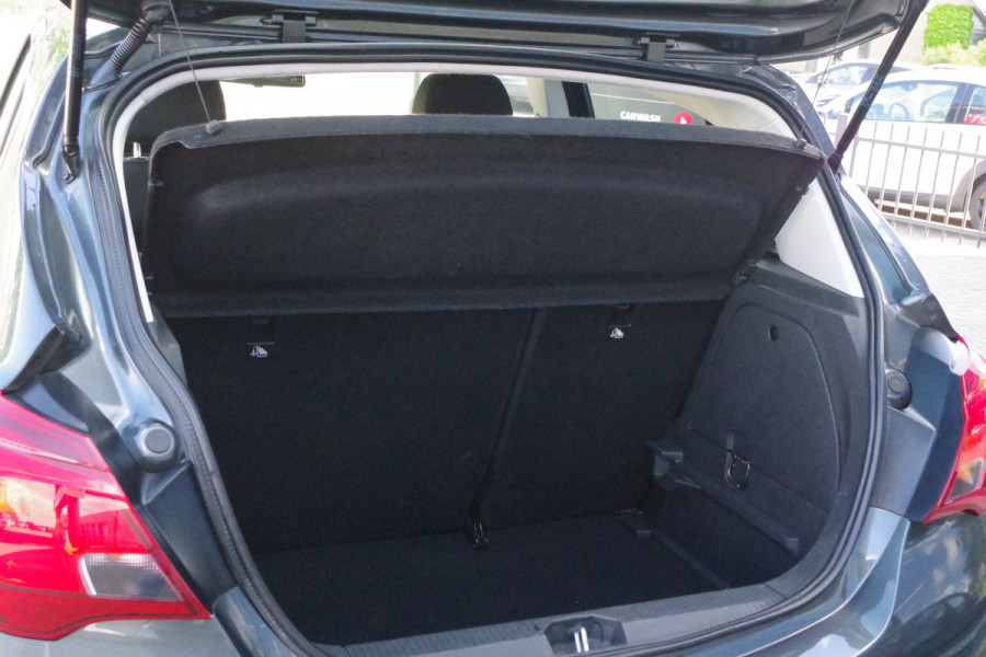 Opel Corsa 1.4 Edition, Navigatie, Cruise Control, Airco, Bluetooth