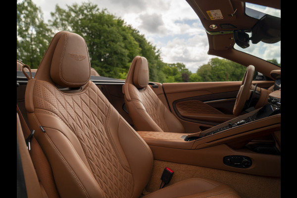 Aston Martin DB12 Volante 4.0 V8 | Bowers & Wilkins