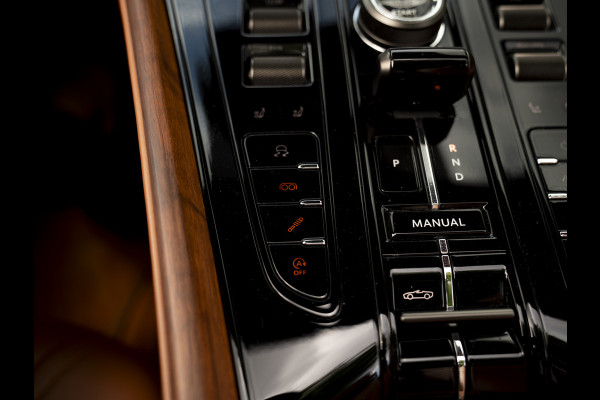 Aston Martin DB12 Volante 4.0 V8 | Bowers & Wilkins