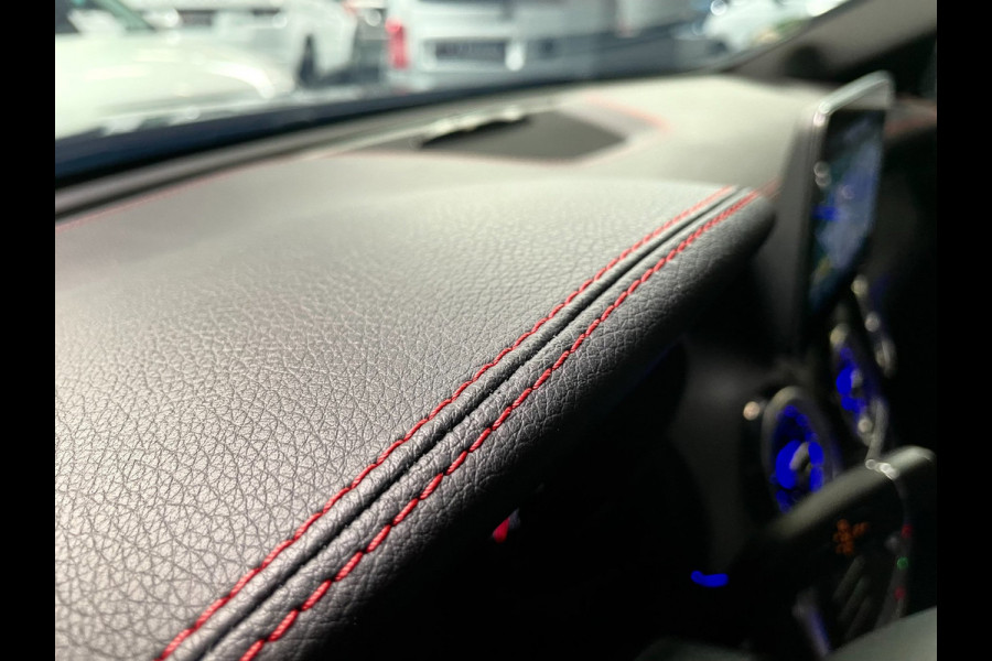 Mercedes-Benz GLA 250 FACE-LIFT AMG PANO NAVI AIRCO 250 PK