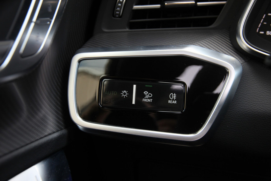 Audi A6 Avant RS 6 TFSI quattro BTW | Keramisch | Pano | B&O | achteras | Head-up