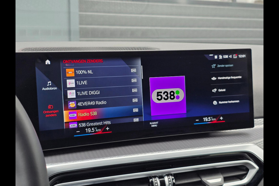 BMW 3 Serie Touring 330e M-Sport Premium Select|Panoramadak|Headup|Memorystoelen|Camera|Carplay|Cruise|Sfeerverlichting