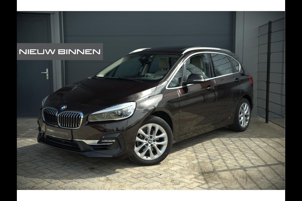 BMW 2 Serie Active Tourer 218i High Executive Luxury Line | Panoramadak | Stoelverwarming | Head-Up Display | Parkeersensoren | Navigatie | Trekhaak | Cruise Control | Climate Control | NAP