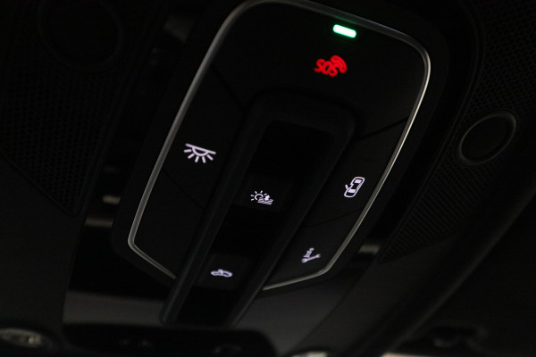 Audi A4 Avant 40 TFSI S edition Leder Panoramadak Full-led