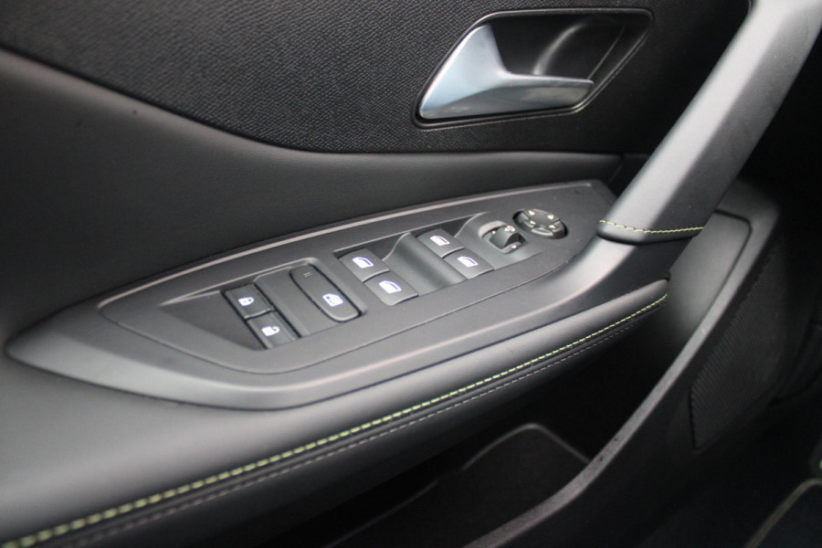 Peugeot 408 1.2 Hybrid 145PK AUTOMAAT GT | 360° CAMERA | DODEHOEK DETECTIE | KEYLESS ENTRY/START | ADAPTIVE CRUISE CONTROL | NAVIGATIE | DRAADLOZE APPLE CARPLAY/ANDROID AUTO | PARKEERSENSOREN VOOR + ACHTER | LED MATRIX KOPLAMPEN | 18" LICHTMETALEN VELGEN | ELEKTRISCH BEDIENBARE ACHTERKLEP | CLIMATE CONTROL | STUUR VERWARMING |