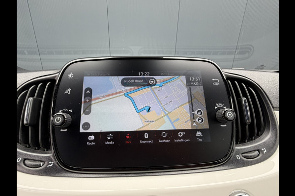 Fiat 500 1.0 Hybrid Dolcevita | PDC achter | Apple carplay/Android Auto | Cruise control | DAB+ | Airco automatisch