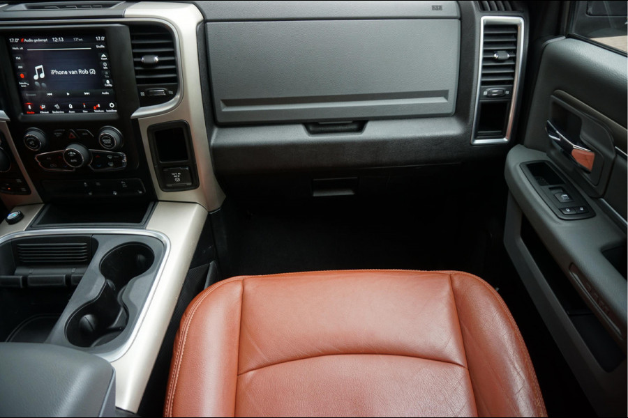 Dodge Ram 1500 5.7 V8 HEMI 4WD | BLACK OPTIC | Classic | 300L LPG | APPLE CARPLAY | Stoel- stuurverwarming | Navigatie | Pano-dak |