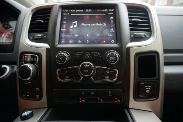 Dodge Ram 1500 5.7 V8 HEMI 4WD | BLACK OPTIC | Classic | 300L LPG | APPLE CARPLAY | Stoel- stuurverwarming | Navigatie | Pano-dak |