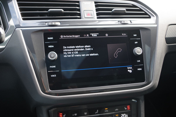Volkswagen Tiguan 1.4 TSI eHybrid 245 PK R-Line BNS+, Leder, Panoramadak, Trekhaak, Memory