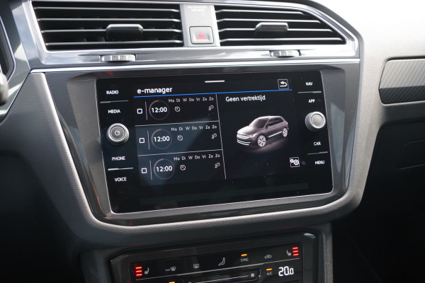 Volkswagen Tiguan 1.4 TSI eHybrid 245 PK R-Line BNS+, Leder, Panoramadak, Trekhaak, Memory