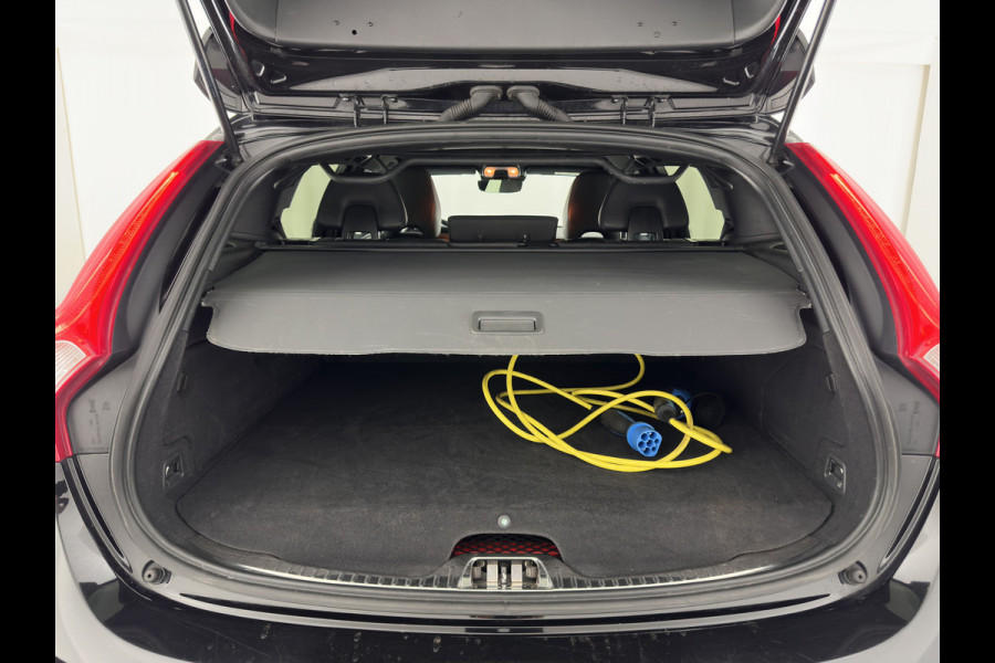 Volvo V60 2.4 D5 Twin Engine Summum Aut. *LEATHER | ADAPTIVE-CRUISE | XENON | MEMORY-PACK | HEATED-COMFORTSEATS | PRIVACY-GLASS | NAVI-FULLMAP | ECC | PDC | 18''ALU*