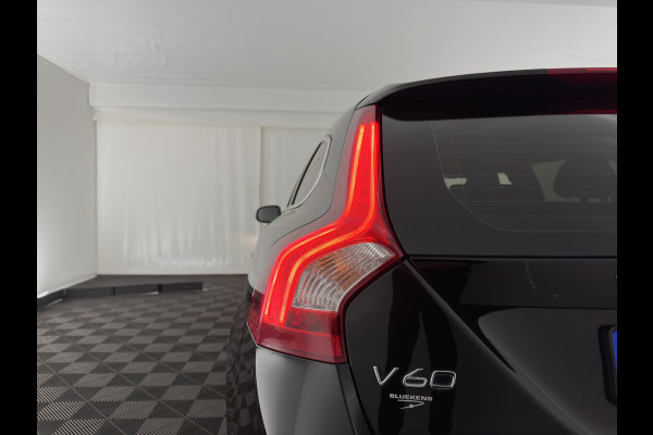 Volvo V60 2.4 D5 Twin Engine Summum Aut. *LEATHER | ADAPTIVE-CRUISE | XENON | MEMORY-PACK | HEATED-COMFORTSEATS | PRIVACY-GLASS | NAVI-FULLMAP | ECC | PDC | 18''ALU*