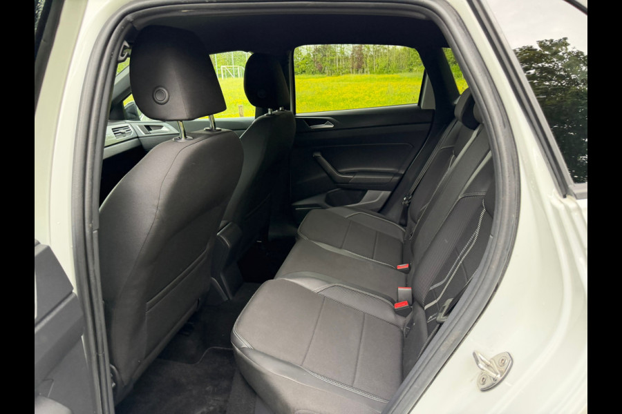 Volkswagen Polo 1.0 TSI R-Line | Automaat + Virtual + Navi + Clima Nu € 15.950,-!!!