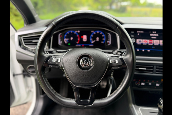 Volkswagen Polo 1.0 TSI R-Line | Automaat + Virtual + Navi + Clima Nu € 15.950,-!!!