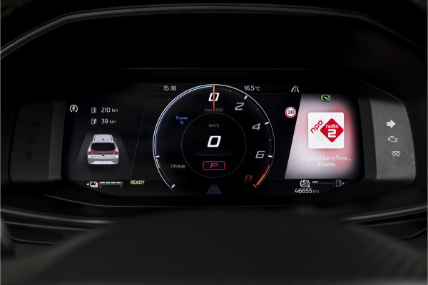 CUPRA Leon Sportstourer 1.4 e-Hybrid 245 PK VZ Performance | Elek. Trekhaak | Memory | Dig. Cockpit | Adapt. Cruise | Stoel-+Stuurverw. | Leder | Camera | NAV+App. Connect | ECC | LM 19" |