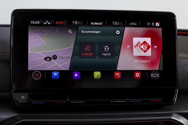 CUPRA Leon Sportstourer 1.4 e-Hybrid 245 PK VZ Performance | Elek. Trekhaak | Memory | Dig. Cockpit | Adapt. Cruise | Stoel-+Stuurverw. | Leder | Camera | NAV+App. Connect | ECC | LM 19" |