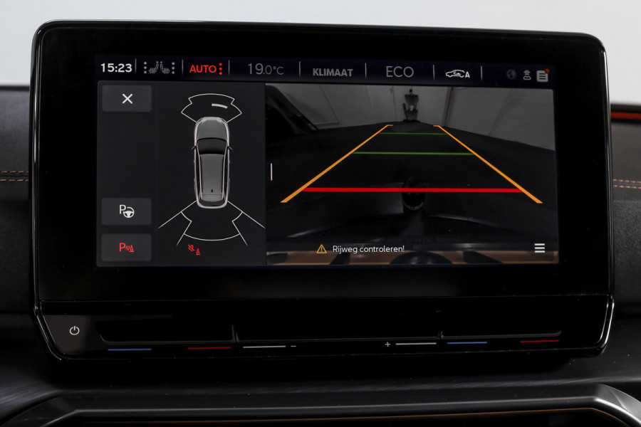 CUPRA Leon Sportstourer 1.4 e-Hybrid 245 PK VZ Performance | Elek. Trekhaak | Memory | Dig. Cockpit | Adapt. Cruise | Stoel-+Stuurverw. | Leder | Camera | NAV+App. Connect | ECC | LM 19" |