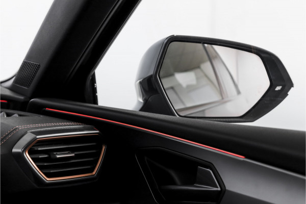 CUPRA Leon Sportstourer 1.4 e-Hybrid 245 PK VZ Performance | Elek. Trekhaak | Memory | Dig. Cockpit | Adapt. Cruise | Stoel-+Stuurverw. | Leder | Camera | NAV+App. Connect | ECC | LM 19" |
