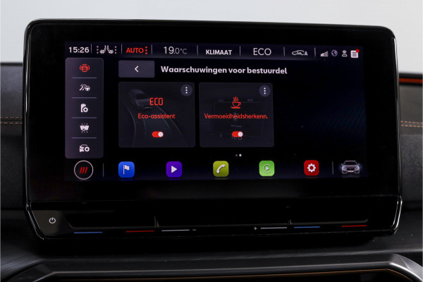 CUPRA Leon Sportstourer 1.4 e-Hybrid 245 PK VZ Performance | Elek. Trekhaak | Memory | Dig. Cockpit | Adapt. Cruise | Stoel-+Stuurverw. | Leder | Camera | NAV+App. Connect | ECC | LM 19" |