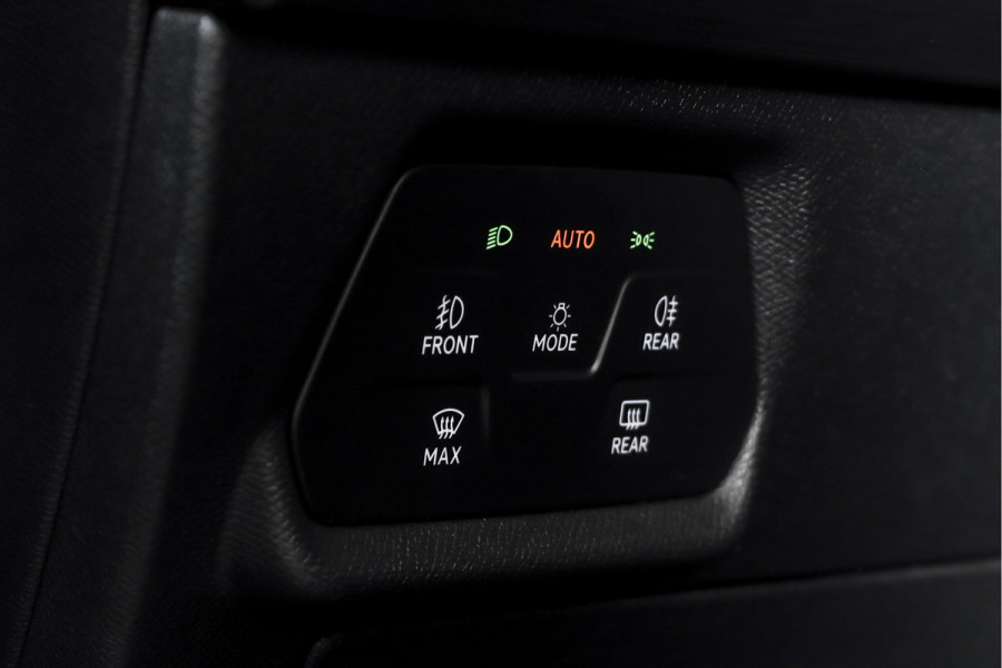 CUPRA Leon Sportstourer 1.4 e-Hybrid 245 PK VZ Performance | Elek. Trekhaak | Memory | Dig. Cockpit | Adapt. Cruise | Stoel-+Stuurverw. | Leder | Camera | NAV+App. Connect | ECC | LM 19" |