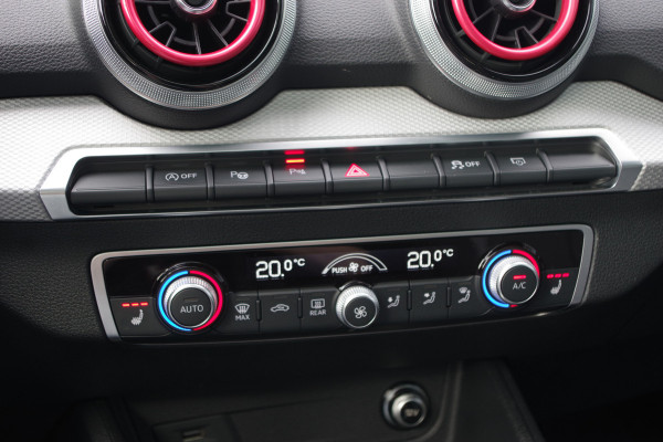 Audi Q2 35 TFSI 150 PK Automaat S-Line Edition, Panoramadak, LED, Camera, Cruise Control