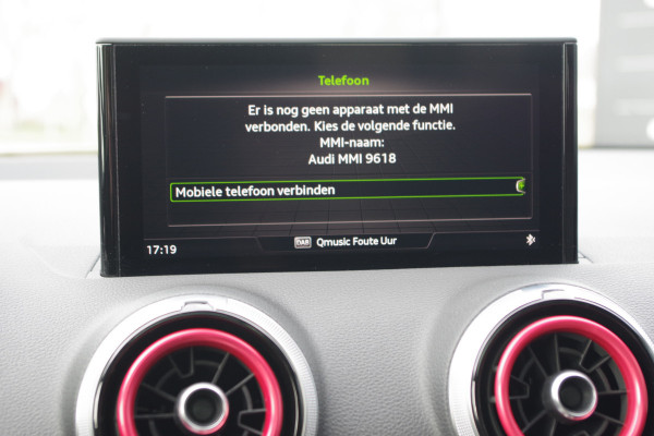 Audi Q2 35 TFSI 150 PK Automaat S-Line Edition, Panoramadak, LED, Camera, Cruise Control