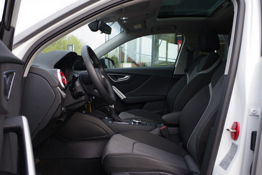 Audi Q2 35 TFSI 150 PK Automaat S-Line Edition, Panoramadak, LED, Camera, Cruise Control
