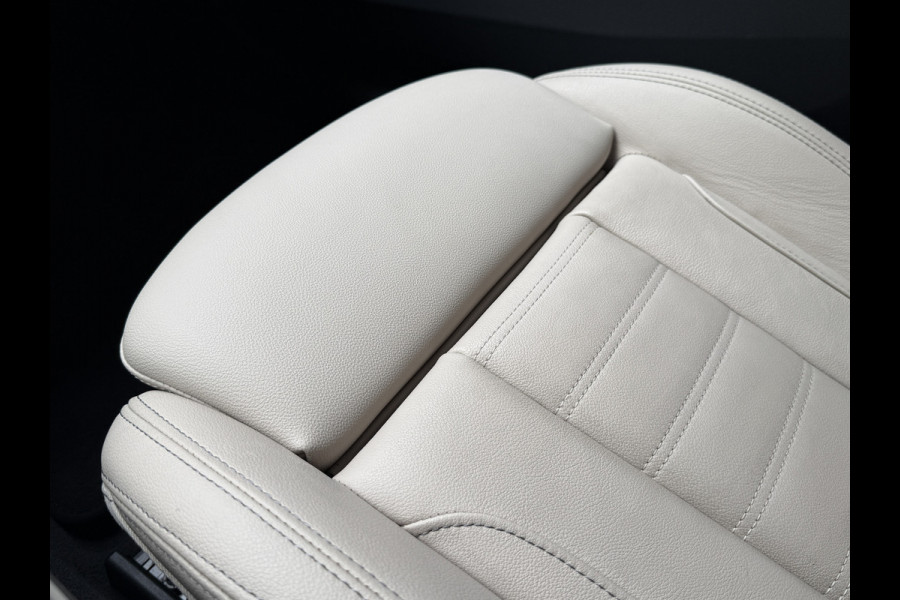 BMW 3 Serie Touring 330e | M-pakket | Lederen sportstoelen | Harman/Kardon | Sfeerverlichting | Full LED