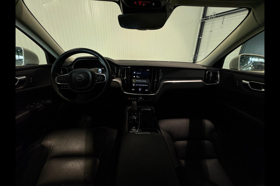 Volvo V60 T6 Aut. Plug-in Hybrid Inscription Leder Parkeercamera 340pk