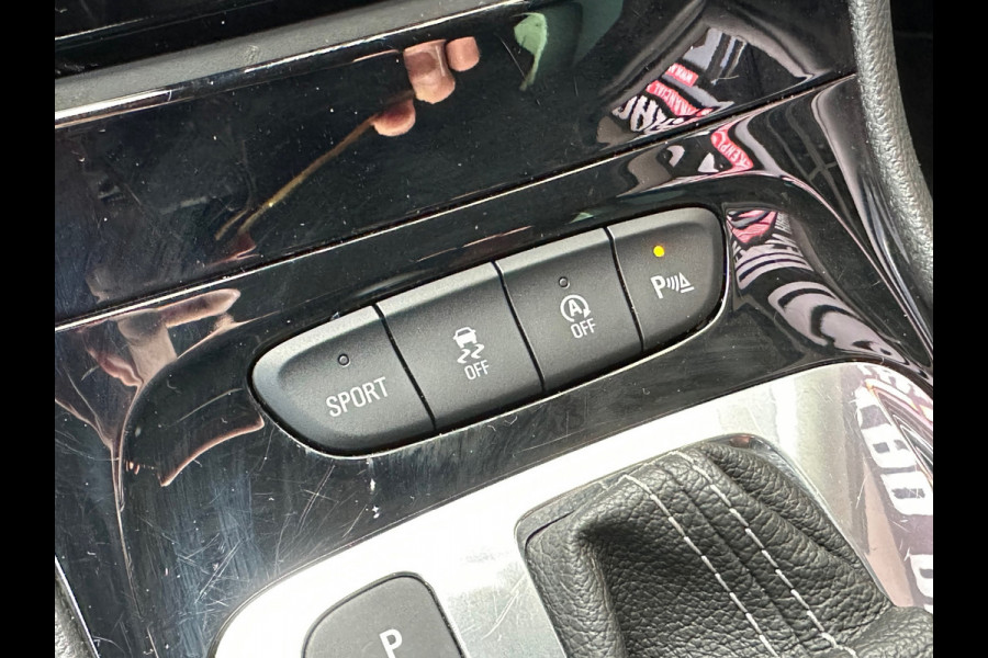 Opel Astra Sports Tourer 1.4 Business+ Automaat Airco Navi Camera Trekhaak
