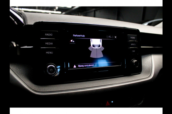 Škoda Fabia 1.0 Navi Airco Stoelverwarm. PDC Cruise Carplay BTW auto