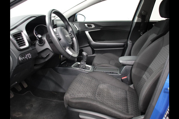 Kia Ceed Sportswagon 1.0 T-GDi DynamicLine Navigatie Apple Carplay/Android auto Climate control Adaptieve Cruise control LED Achteruitrijcamera Stuurverwarming Stoelverwarming Apple Carplay/ Android Auto Lichtmetalen velgen Navigatie Radio