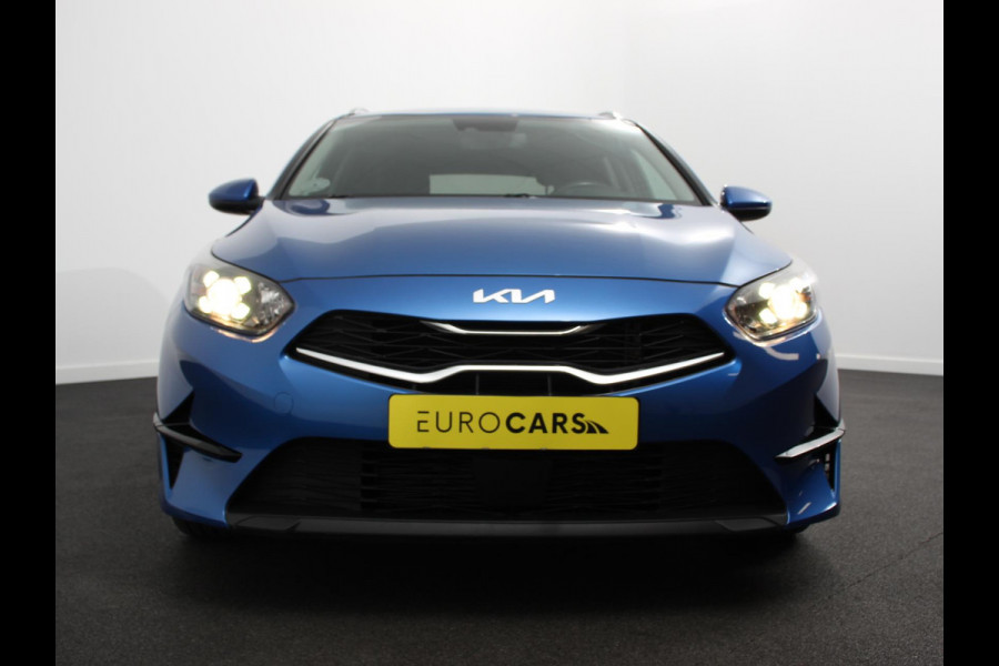 Kia Ceed Sportswagon 1.0 T-GDi DynamicLine Navigatie Apple Carplay/Android auto Climate control Adaptieve Cruise control LED Achteruitrijcamera Stuurverwarming Stoelverwarming Apple Carplay/ Android Auto Lichtmetalen velgen Navigatie Radio