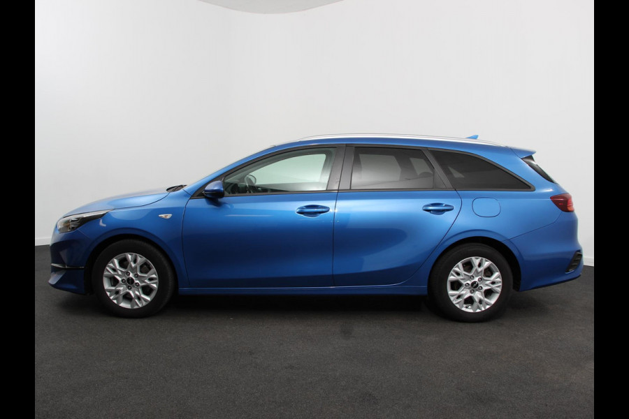 Kia Ceed Sportswagon 1.0 T-GDi DynamicLine Navigatie Apple Carplay/Android auto Climate control Adaptieve Cruise control LED Achteruitrijcamera Stuurverwarming Stoelverwarming Apple Carplay/ Android Auto Lichtmetalen velgen Navigatie Radio